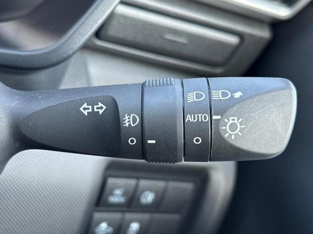 ライズ ハイブリッドＺ　保証書／純正　９インチ　ナビ／スマートアシスト（トヨタ・ダイハツ）／シートヒーター／パノラミックビューモニター／車線逸脱防止支援システム／パーキングアシスト　バックガイド　衝突被害軽減システム　禁煙車（16枚目）