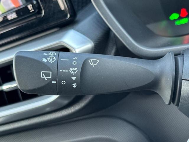 ライズ ハイブリッドＺ　保証書／純正　９インチ　ナビ／スマートアシスト（トヨタ・ダイハツ）／シートヒーター／パノラミックビューモニター／車線逸脱防止支援システム／パーキングアシスト　バックガイド　衝突被害軽減システム　禁煙車（17枚目）