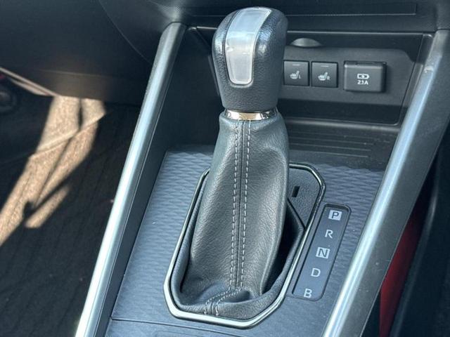 ライズ ハイブリッドＺ　保証書／純正　９インチ　ナビ／スマートアシスト（トヨタ・ダイハツ）／シートヒーター／パノラミックビューモニター／車線逸脱防止支援システム／パーキングアシスト　バックガイド　衝突被害軽減システム　禁煙車（18枚目）