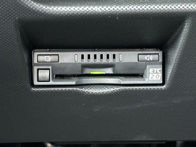 ライズ ハイブリッドＺ　保証書／純正　９インチ　ナビ／スマートアシスト（トヨタ・ダイハツ）／シートヒーター／パノラミックビューモニター／車線逸脱防止支援システム／パーキングアシスト　バックガイド　衝突被害軽減システム　禁煙車（24枚目）