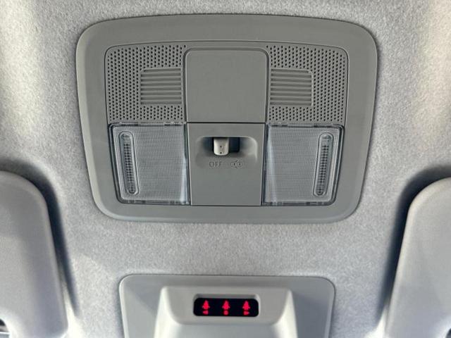 ライズ ハイブリッドＺ　保証書／純正　９インチ　ナビ／スマートアシスト（トヨタ・ダイハツ）／シートヒーター／パノラミックビューモニター／車線逸脱防止支援システム／パーキングアシスト　バックガイド　衝突被害軽減システム　禁煙車（36枚目）