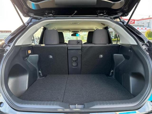 ヤリスクロス Ｇ　保証書／ディスプレイオーディオ８インチ／トヨタセーフティセンス／車線逸脱防止支援システム／ＵＳＢジャック／Ｂｌｕｅｔｏｏｔｈ接続／ＥＴＣ／ＥＢＤ付ＡＢＳ／横滑り防止装置／クルーズコントロール　禁煙車（8枚目）