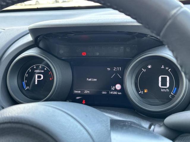 ヤリスクロス Ｇ　保証書／ディスプレイオーディオ８インチ／トヨタセーフティセンス／車線逸脱防止支援システム／ＵＳＢジャック／Ｂｌｕｅｔｏｏｔｈ接続／ＥＴＣ／ＥＢＤ付ＡＢＳ／横滑り防止装置／クルーズコントロール　禁煙車（12枚目）