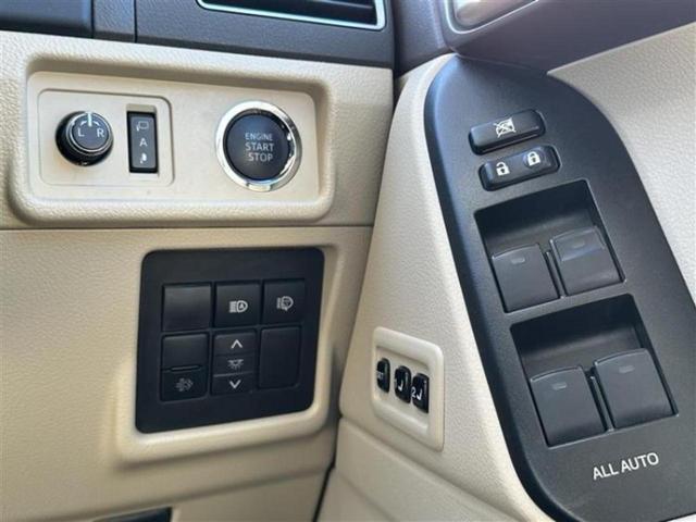 ランドクルーザープラド 4WD TZ-G 新品タイヤ/サンルーフ/保証書/純正 SDナビ/シートヒーター/シート フルレザー/ヘッドランプ LED/ETC/EBD付ABS/横滑り防止装置/フルセグTV/エアバッグ 運転席 革シート 電動シート(14枚目)