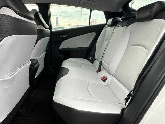 プリウス Aプレミアム 新品タイヤ/保証書/純正 9インチ SDナビ/衝突安全装置/シートヒーター/車線逸脱防止支援システム/シート 合皮/パーキングアシスト バックガイド/パーキングアシスト 自動操舵 衝突被害軽減システム(7枚目)