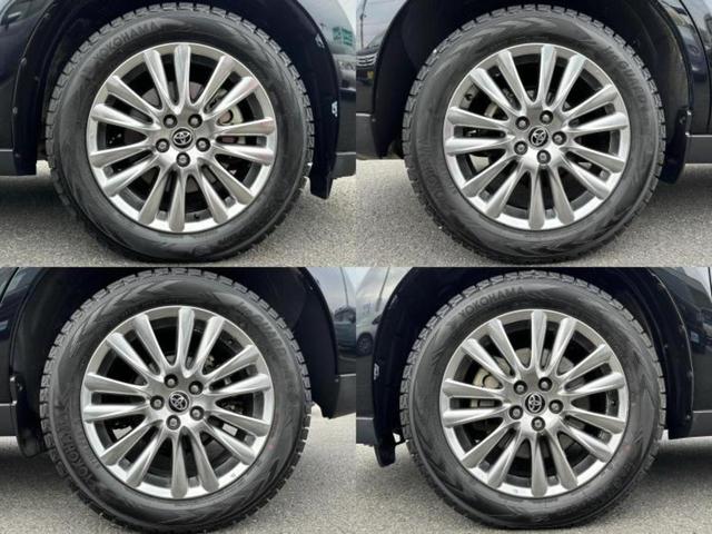 ハリアーハイブリッド ４ＷＤプレミアム　新品タイヤ／保証書／社外　９インチ　ＳＤナビ／フリップダウンモニター　社外　９インチ／トヨタセーフティセンス／車線逸脱防止支援システム／シート　ハーフレザー　衝突被害軽減システム　バックカメラ　４ＷＤ（51枚目）