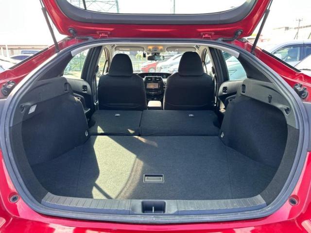 プリウス S 新品タイヤ/保証書/純正 SDナビ/トヨタセーフティセンス/車線逸脱防止支援システム/ドライブレコーダー 純正/ヘッドランプ LED/Bluetooth接続/ETC/EBD付ABS/横滑り防止装置(19枚目)