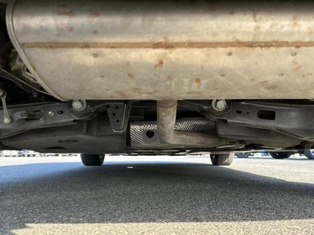 プリウス S 新品タイヤ/保証書/純正 SDナビ/トヨタセーフティセンス/車線逸脱防止支援システム/ドライブレコーダー 純正/ヘッドランプ LED/Bluetooth接続/ETC/EBD付ABS/横滑り防止装置(45枚目)