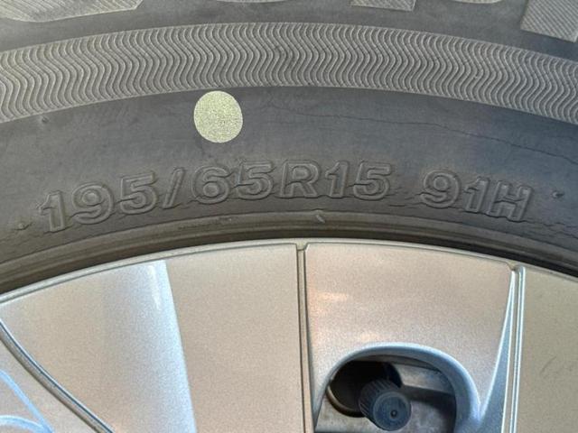 プリウス S 新品タイヤ/保証書/純正 SDナビ/トヨタセーフティセンス/車線逸脱防止支援システム/ドライブレコーダー 純正/ヘッドランプ LED/Bluetooth接続/ETC/EBD付ABS/横滑り防止装置(50枚目)