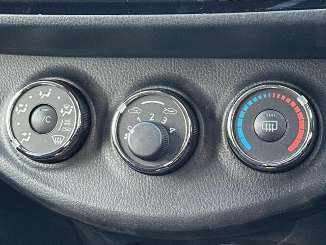 「この車の写真をもっと見たい」「状態が気になる」「この装備はついている？」どんな小さな疑問でもお気軽にお問い合わせください！