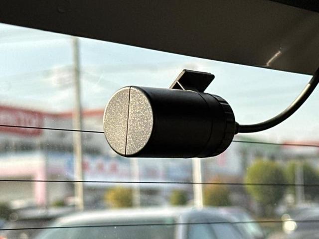 ＷＥＣＡＲＳの展示場では実際に見て、触ってお車をお選びいただけます！知識の豊富な営業スタッフが様々なカーライフをご提案いたします！