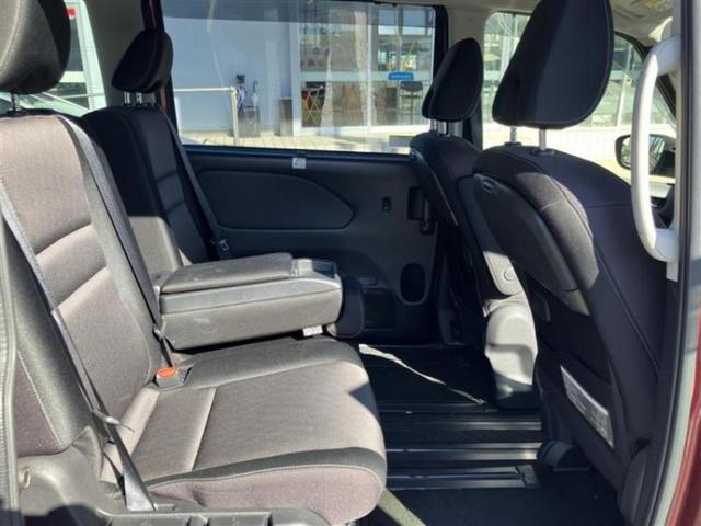 セレナ ハイウェイスター　社外　ＳＤナビ／インテリジェントルームミラー／エマージェンシーブレーキ／両側電動スライドドア／アラウンドビューモニター／車線逸脱防止支援システム／プロパイロット／ドライブレコーダー　前後　全周囲カメラ（7枚目）