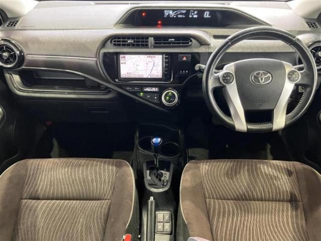 アクア Ｇ　新品タイヤ／純正　ＳＤナビ／パーキングアシスト　バックガイド／Ｂｌｕｅｔｏｏｔｈ接続／ＥＴＣ／ＥＢＤ付ＡＢＳ／横滑り防止装置／アイドリングストップ／クルーズコントロール／バックモニター　バックカメラ（4枚目）