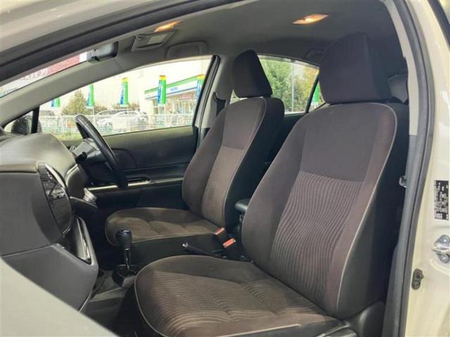 アクア Ｇ　新品タイヤ／純正　ＳＤナビ／パーキングアシスト　バックガイド／Ｂｌｕｅｔｏｏｔｈ接続／ＥＴＣ／ＥＢＤ付ＡＢＳ／横滑り防止装置／アイドリングストップ／クルーズコントロール／バックモニター　バックカメラ（6枚目）