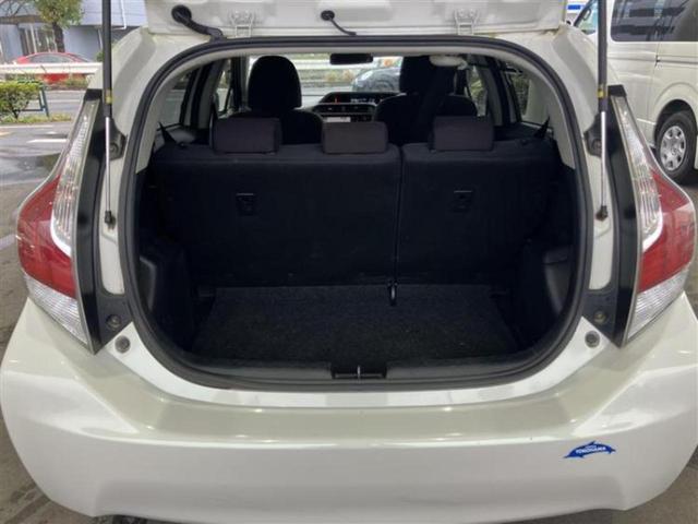 アクア Ｇ　新品タイヤ／純正　ＳＤナビ／パーキングアシスト　バックガイド／Ｂｌｕｅｔｏｏｔｈ接続／ＥＴＣ／ＥＢＤ付ＡＢＳ／横滑り防止装置／アイドリングストップ／クルーズコントロール／バックモニター　バックカメラ（8枚目）