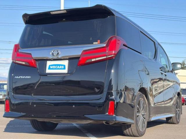 アルファード Ｓタイプゴールド　新品タイヤ／保証書／ディスプレイオーディオ＋ナビ９インチ／フリップダウンモニター　純正　１２．１インチ／デジタルインナーミラー／衝突安全装置／両側電動スライドドア／車線逸脱防止支援システム　ドラレコ（3枚目）