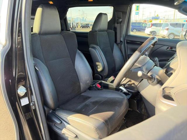 アルファード Ｓタイプゴールド　新品タイヤ／保証書／ディスプレイオーディオ＋ナビ９インチ／フリップダウンモニター　純正　１２．１インチ／デジタルインナーミラー／衝突安全装置／両側電動スライドドア／車線逸脱防止支援システム　ドラレコ（4枚目）