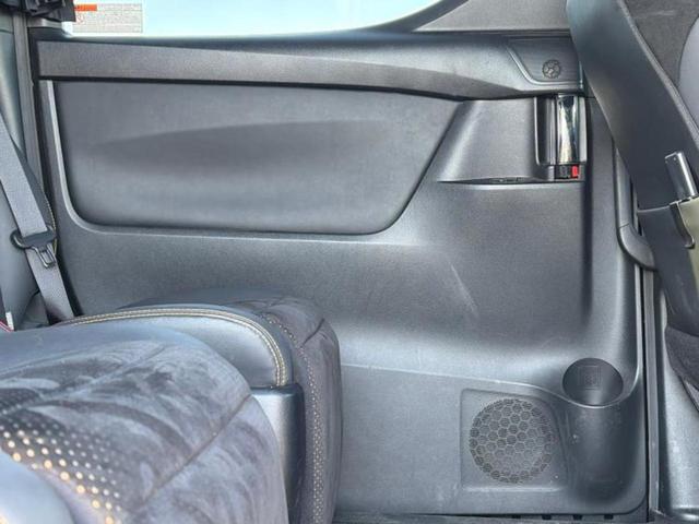 アルファード Ｓタイプゴールド　新品タイヤ／保証書／ディスプレイオーディオ＋ナビ９インチ／フリップダウンモニター　純正　１２．１インチ／デジタルインナーミラー／衝突安全装置／両側電動スライドドア／車線逸脱防止支援システム　ドラレコ（25枚目）