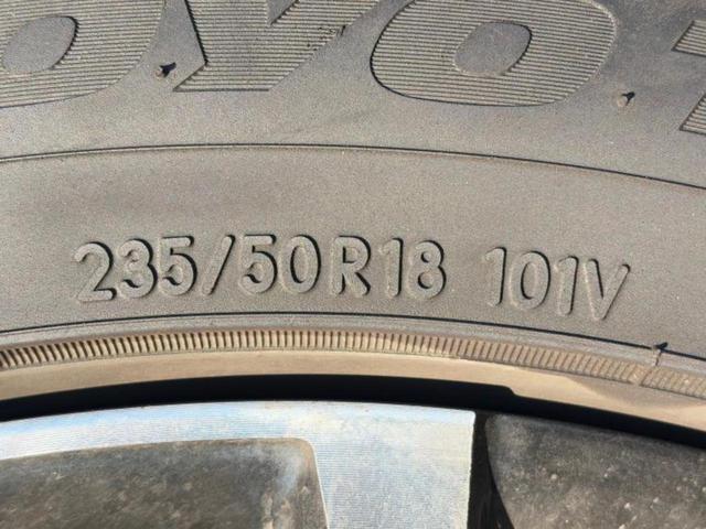 アルファード Ｓタイプゴールド　新品タイヤ／保証書／ディスプレイオーディオ＋ナビ９インチ／フリップダウンモニター　純正　１２．１インチ／デジタルインナーミラー／衝突安全装置／両側電動スライドドア／車線逸脱防止支援システム　ドラレコ（50枚目）