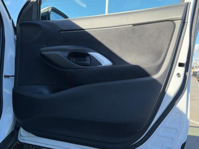 ヤリスクロス ハイブリッドG 保証書/ディスプレイオーディオ+ナビ8インチ/トヨタセーフティセンス/車線逸脱防止支援システム/パーキングアシスト バックガイド/ドライブレコーダー 前後/USBジャック 衝突被害軽減システム ETC(20枚目)