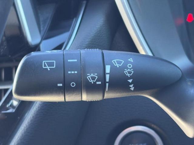 カローラスポーツ G 新品タイヤ/ディスプレイオーディオ+ナビ/トヨタセーフティセンス/シートヒーター 前席/車線逸脱防止支援システム/パーキングアシスト バックガイド/ドライブレコーダー 純正 衝突被害軽減システム(17枚目)