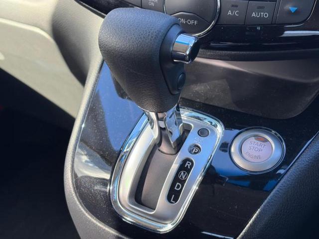 セレナ ハイウェイスターHVアドバンスドセーフティパッケ 純正 ナビ/フリップダウンモニター 純正 11インチ/エマージェンシーブレーキ/両側電動スライドドア/アラウンドビューモニター/車線逸脱防止支援システム/ドライブレコーダー 社外 衝突被害軽減システム(17枚目)