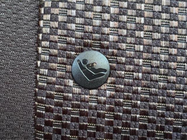 セレナ ハイウェイスターHVアドバンスドセーフティパッケ 純正 ナビ/フリップダウンモニター 純正 11インチ/エマージェンシーブレーキ/両側電動スライドドア/アラウンドビューモニター/車線逸脱防止支援システム/ドライブレコーダー 社外 衝突被害軽減システム(43枚目)