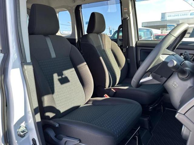 ルーミー カスタムG-T 保証書/ディスプレイオーディオ9インチ/スマートアシスト(トヨタ・ダイハツ)/両側電動スライドドア/シートヒーター 前席/パノラミックビューモニター/車線逸脱防止支援システム ターボ 全周囲カメラ(4枚目)