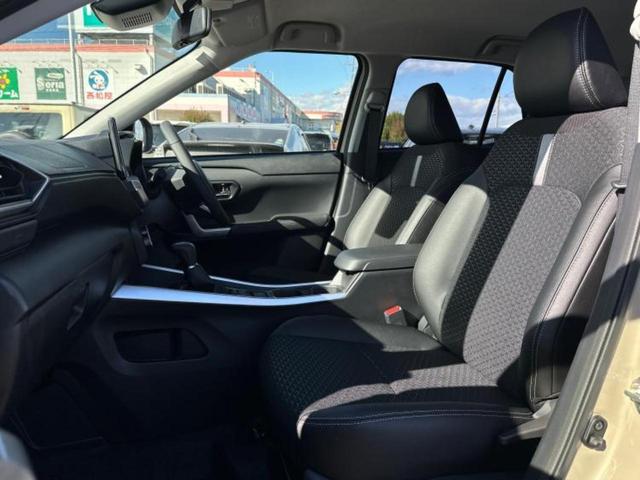 ロッキー プレミアムＧ　保証書／ディスプレイオーディオ９インチ／スマートアシスト（トヨタ・ダイハツ）／シートヒーター　前席／パノラマモニター／車線逸脱防止支援システム／登録済未使用車／ヘッドランプ　ＬＥＤ　全周囲カメラ　ＴＶ（6枚目）