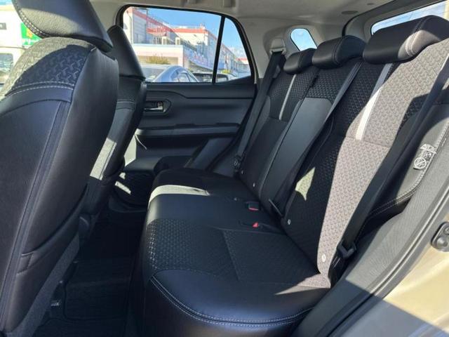 ロッキー プレミアムＧ　保証書／ディスプレイオーディオ９インチ／スマートアシスト（トヨタ・ダイハツ）／シートヒーター　前席／パノラマモニター／車線逸脱防止支援システム／登録済未使用車／ヘッドランプ　ＬＥＤ　全周囲カメラ　ＴＶ（7枚目）