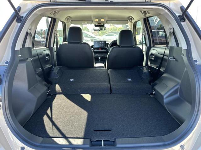 ロッキー プレミアムＧ　保証書／ディスプレイオーディオ９インチ／スマートアシスト（トヨタ・ダイハツ）／シートヒーター　前席／パノラマモニター／車線逸脱防止支援システム／登録済未使用車／ヘッドランプ　ＬＥＤ　全周囲カメラ　ＴＶ（19枚目）