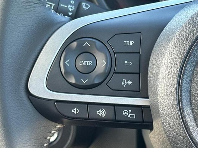 ロッキー プレミアムＧ　保証書／ディスプレイオーディオ９インチ／スマートアシスト（トヨタ・ダイハツ）／シートヒーター　前席／パノラマモニター／車線逸脱防止支援システム／登録済未使用車／ヘッドランプ　ＬＥＤ　全周囲カメラ　ＴＶ（26枚目）