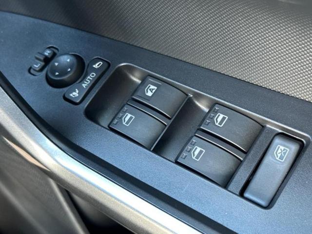 ロッキー プレミアムＧ　保証書／ディスプレイオーディオ９インチ／スマートアシスト（トヨタ・ダイハツ）／シートヒーター　前席／パノラマモニター／車線逸脱防止支援システム／登録済未使用車／ヘッドランプ　ＬＥＤ　全周囲カメラ　ＴＶ（28枚目）