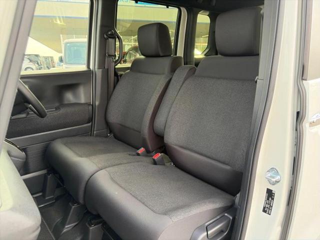 Ｎ－ＢＯＸカスタム ヒョウジュン　保証書／ホンダセンシング／電動スライドドア／シートヒーター　前席／車線逸脱防止支援システム／ヘッドランプ　ＬＥＤ／横滑り防止装置／アイドリングストップ／バックモニター／禁煙車／エアバッグ　運転席（6枚目）