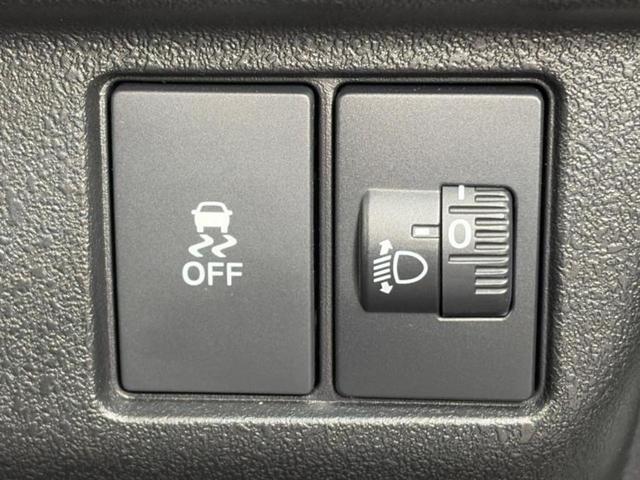 Ｎ－ＢＯＸカスタム ヒョウジュン　保証書／ホンダセンシング／電動スライドドア／シートヒーター　前席／車線逸脱防止支援システム／ヘッドランプ　ＬＥＤ／横滑り防止装置／アイドリングストップ／バックモニター／禁煙車／エアバッグ　運転席（16枚目）