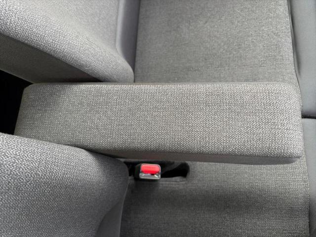 Ｎ－ＢＯＸカスタム ヒョウジュン　保証書／ホンダセンシング／電動スライドドア／シートヒーター　前席／車線逸脱防止支援システム／ヘッドランプ　ＬＥＤ／横滑り防止装置／アイドリングストップ／バックモニター／禁煙車／エアバッグ　運転席（26枚目）