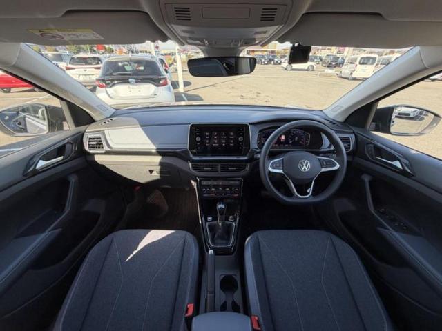 T-クロス TSIスタイル 保証書/純正 SDナビ/衝突安全装置/シート ハーフレザー/ヘッドランプ LED/ETC/EBD付ABS/横滑り防止装置/アイドリングストップ/クルーズコントロール/バックモニター/ルーフレール(4枚目)