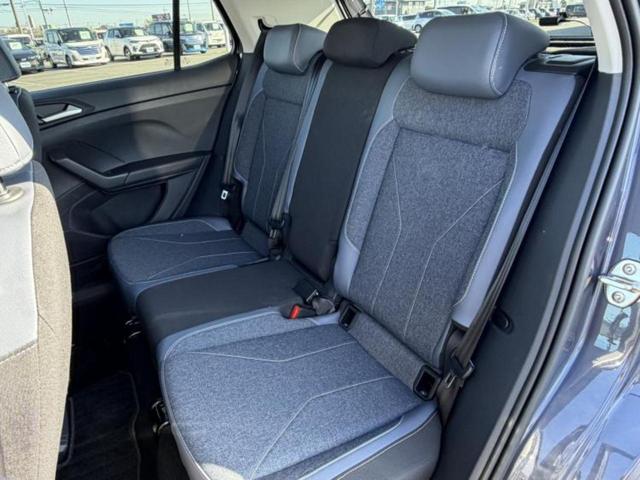 T-クロス TSIスタイル 保証書/純正 SDナビ/衝突安全装置/シート ハーフレザー/ヘッドランプ LED/ETC/EBD付ABS/横滑り防止装置/アイドリングストップ/クルーズコントロール/バックモニター/ルーフレール(7枚目)