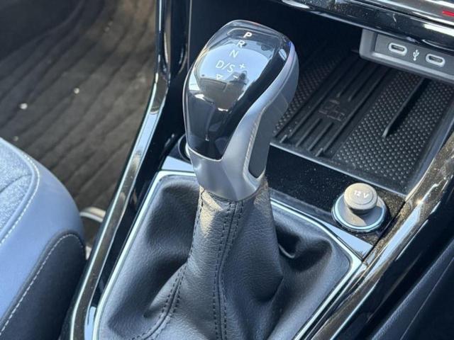 T-クロス TSIスタイル 保証書/純正 SDナビ/衝突安全装置/シート ハーフレザー/ヘッドランプ LED/ETC/EBD付ABS/横滑り防止装置/アイドリングストップ/クルーズコントロール/バックモニター/ルーフレール(16枚目)