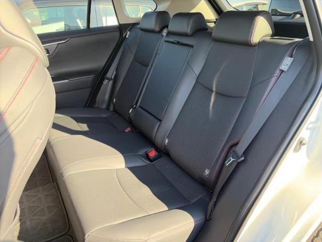 RAV4 4WDアドベンチャーオフロードパッケージ2 保証書/ディスプレイオーディオ+ナビ10.5インチ/デジタルインナーミラー/トヨタセーフティセンス/シートヒーター/パノラミックビューモニター/車線逸脱防止支援システム/シート 合皮 全周囲カメラ(7枚目)