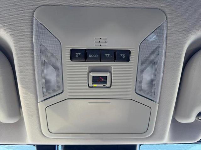 RAV4 4WDアドベンチャーオフロードパッケージ2 保証書/ディスプレイオーディオ+ナビ10.5インチ/デジタルインナーミラー/トヨタセーフティセンス/シートヒーター/パノラミックビューモニター/車線逸脱防止支援システム/シート 合皮 全周囲カメラ(40枚目)