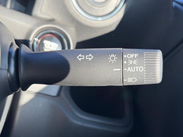 N-BOXカスタム ヒョウジュン 保証書/ホンダセンシング/電動スライドドア/シートヒーター 運転席/車線逸脱防止支援システム/ヘッドランプ LED/EBD付ABS/横滑り防止装置/アイドリングストップ/禁煙車/エアバッグ 運転席(11枚目)