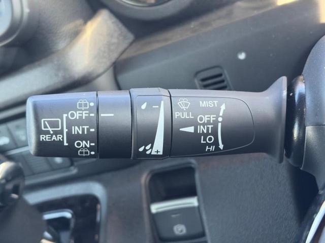 N-BOXカスタム ヒョウジュン 保証書/ホンダセンシング/電動スライドドア/シートヒーター 運転席/車線逸脱防止支援システム/ヘッドランプ LED/EBD付ABS/横滑り防止装置/アイドリングストップ/禁煙車/エアバッグ 運転席(12枚目)