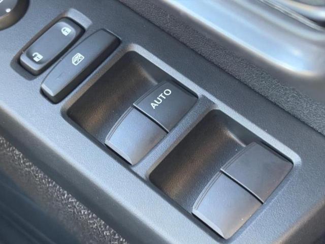 N-BOXカスタム ヒョウジュン 保証書/ホンダセンシング/電動スライドドア/シートヒーター 運転席/車線逸脱防止支援システム/ヘッドランプ LED/EBD付ABS/横滑り防止装置/アイドリングストップ/禁煙車/エアバッグ 運転席(24枚目)