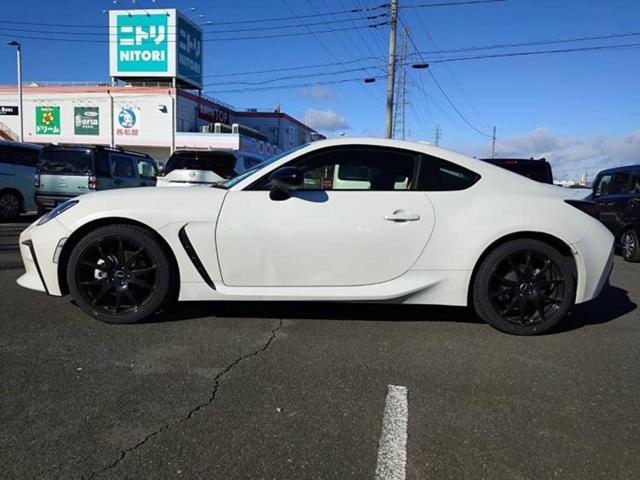 ＧＲ８６ ＲＣ　保証書／ヘッドランプ　ＬＥＤ／ＥＴＣ／ＥＢＤ付ＡＢＳ／横滑り防止装置／クルーズコントロール／エアバッグ　運転席／エアバッグ　助手席／エアバッグ　サイド／アルミホイール　社外　１８インチ　ワンオーナー（2枚目）