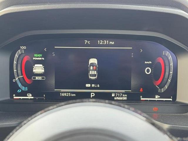 エクストレイル ４ＷＤ　Ｇ　ｅ－４ＯＲＣＥ　サンルーフ／ＢＯＳＥ／保証書／純正　１２．３インチ　メモリーナビ／インテリジェントルームミラー／エマージェンシーブレーキ／シートヒーター　全席／全方位モニター／車線逸脱防止支援システム　革シート（14枚目）