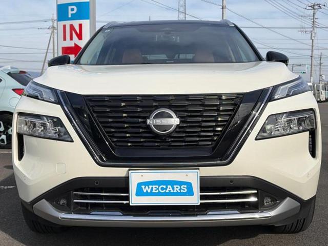 エクストレイル ４ＷＤ　Ｇ　ｅ－４ＯＲＣＥ　サンルーフ／ＢＯＳＥ／保証書／純正　１２．３インチ　メモリーナビ／インテリジェントルームミラー／エマージェンシーブレーキ／シートヒーター　全席／全方位モニター／車線逸脱防止支援システム　革シート（43枚目）