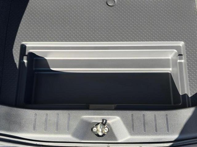 ルーミー Ｘ　新品タイヤ／保証書／社外　ＳＤナビ／電動スライドドア／ＥＴＣ／ＥＢＤ付ＡＢＳ／横滑り防止装置／アイドリングストップ／ワンセグＴＶ／ＤＶＤ／エアバッグ　運転席／エアバッグ　助手席／パワーウインドウ（24枚目）