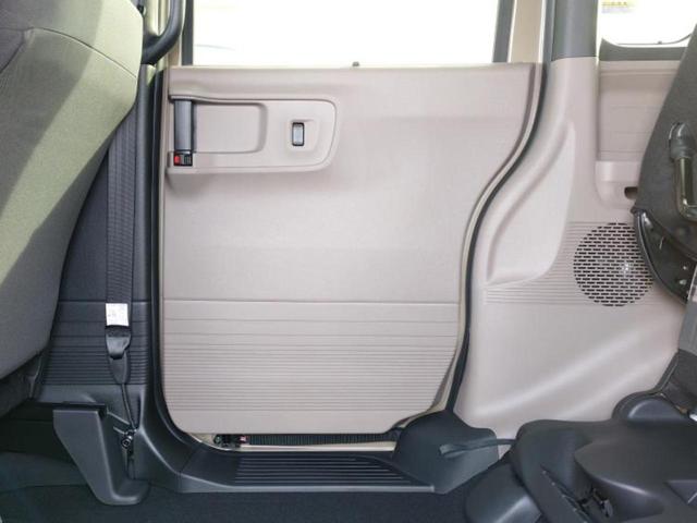 Ｎ－ＢＯＸジョイ ヒョウジュン２トーン　保証書／ホンダセンシング／電動スライドドア／車線逸脱防止支援システム／登録済未使用車／ヘッドランプ　ＬＥＤ／ＥＢＤ付ＡＢＳ／横滑り防止装置／アイドリングストップ／クルーズコントロール／禁煙車（21枚目）