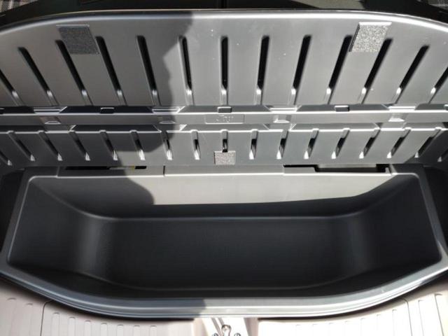 Ｎ－ＢＯＸジョイ ヒョウジュン２トーン　保証書／ホンダセンシング／電動スライドドア／車線逸脱防止支援システム／登録済未使用車／ヘッドランプ　ＬＥＤ／ＥＢＤ付ＡＢＳ／横滑り防止装置／アイドリングストップ／クルーズコントロール／禁煙車（24枚目）